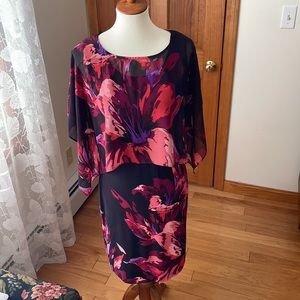 LAST CALL - Women’s floral dress size 4